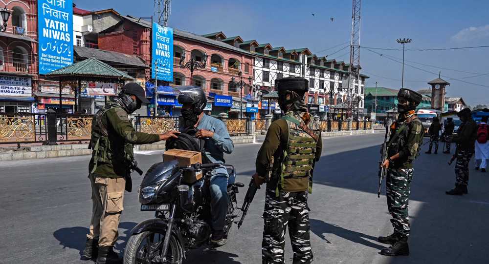 Polisi India Tangkap Lebih dari 500 Orang Selama 3 Hari Terakhir di Kashmir